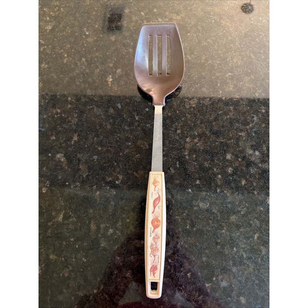 Vintage Ekco Nylon Solid Slotted Cooking Spoon Beige Onion Garlic 12.25"